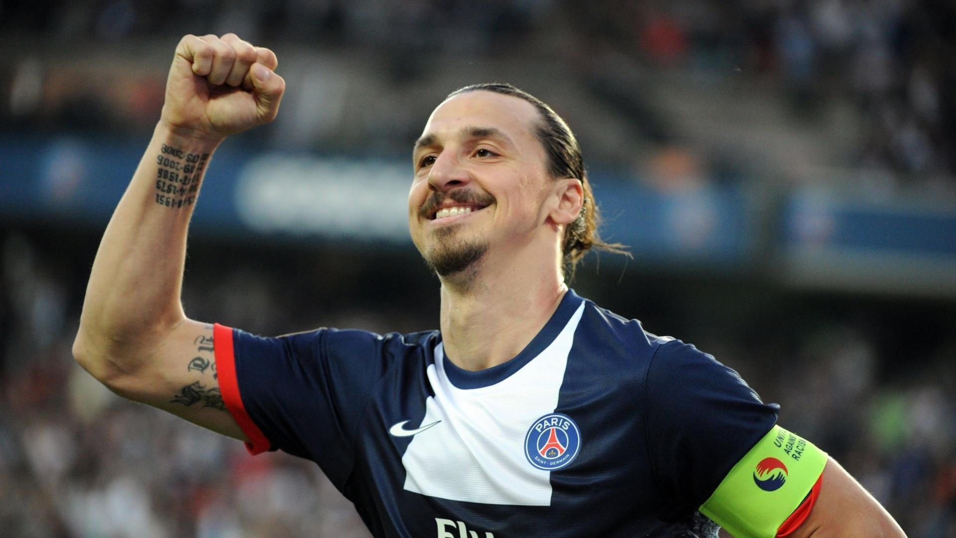 开云体育平台-_破纪录时刻：运动员创下个人或赛事新高_，运动员世界纪录